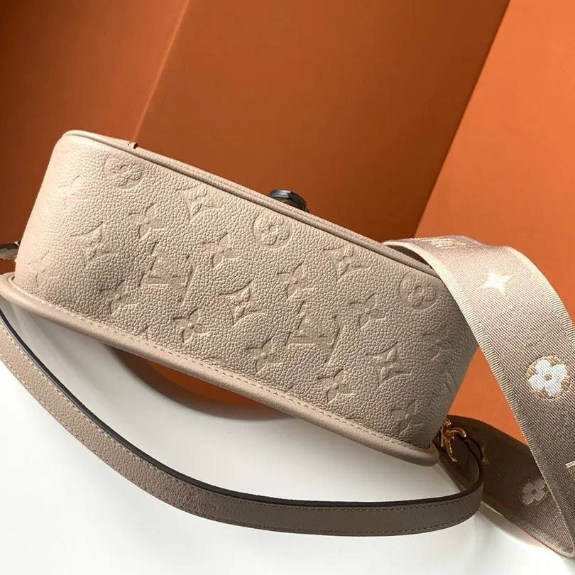 LL DIANE BEIGE
