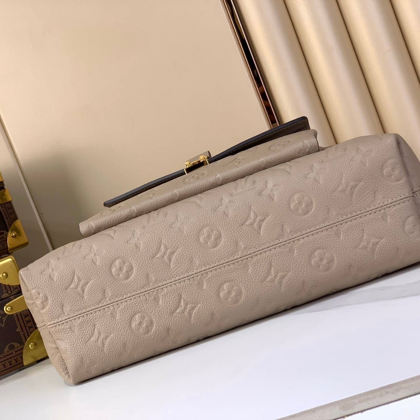 LL HOBO METIS BEIGE