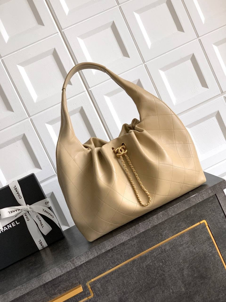 CC HOBO BEIGE