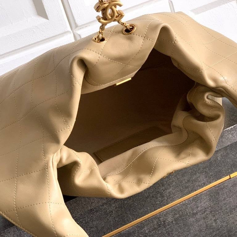 CC HOBO BEIGE