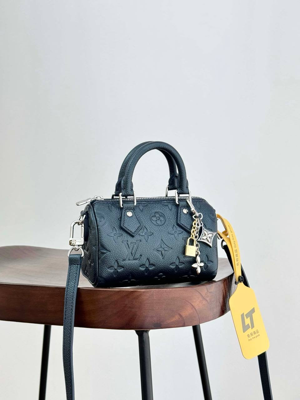 LL NANO SPEEDY NEGRO