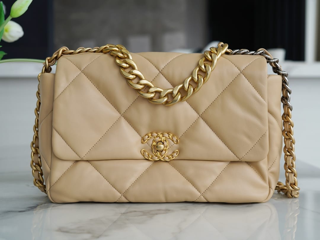 CC 19 BEIGE