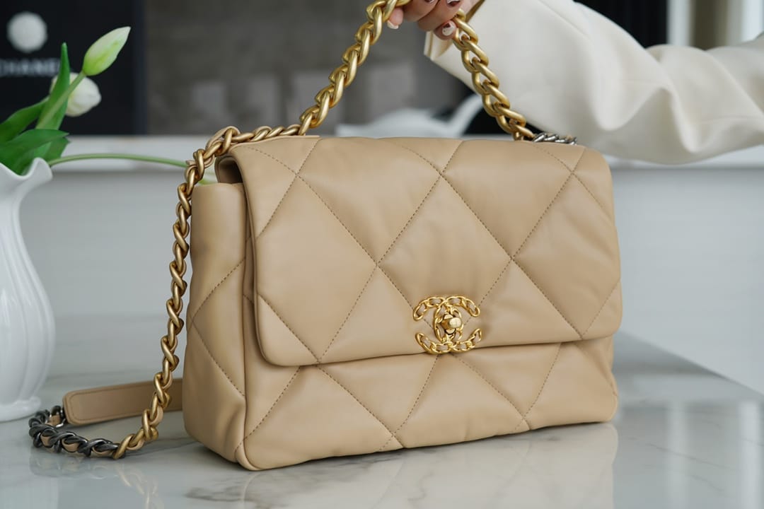 CC 19 BEIGE