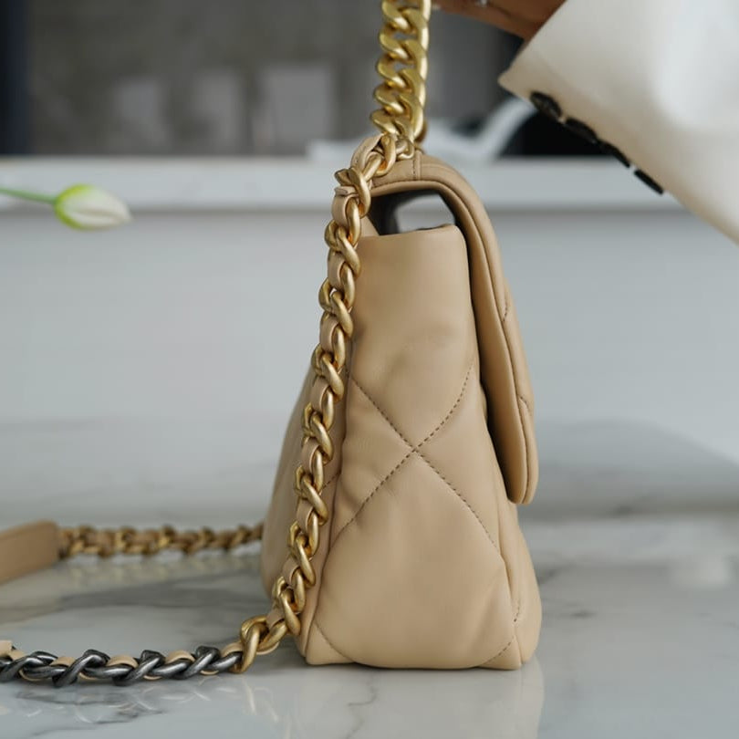 CC 19 BEIGE