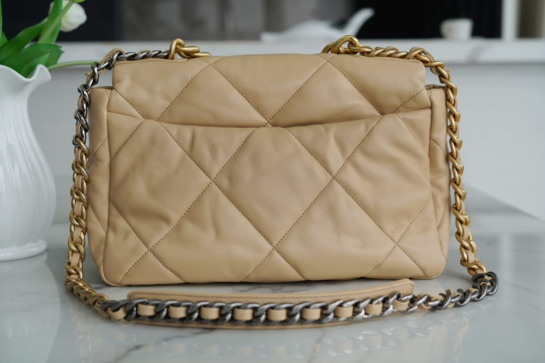 CC 19 BEIGE