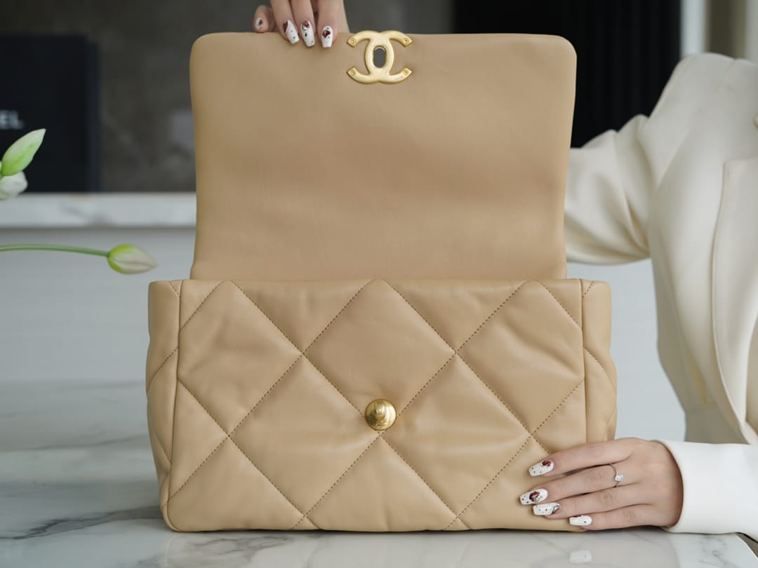 CC 19 BEIGE