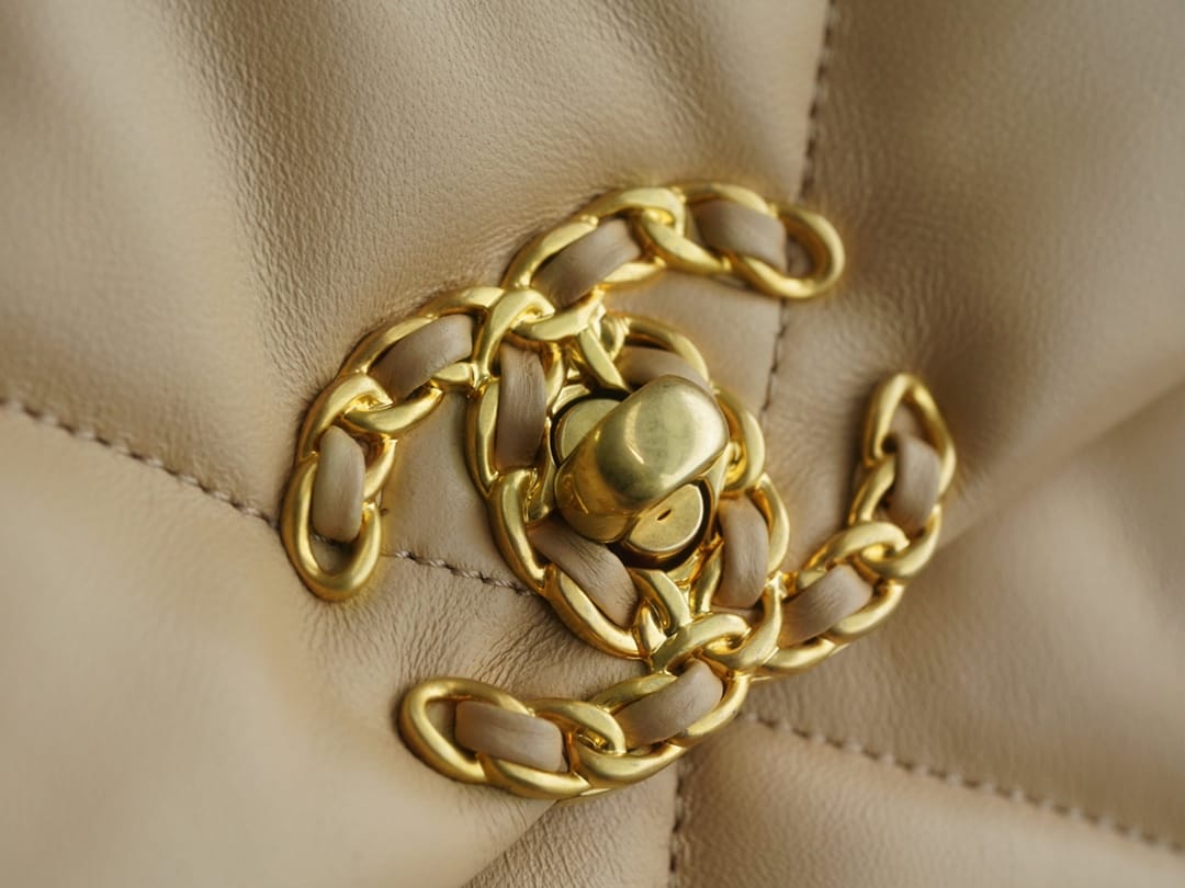 CC 19 BEIGE