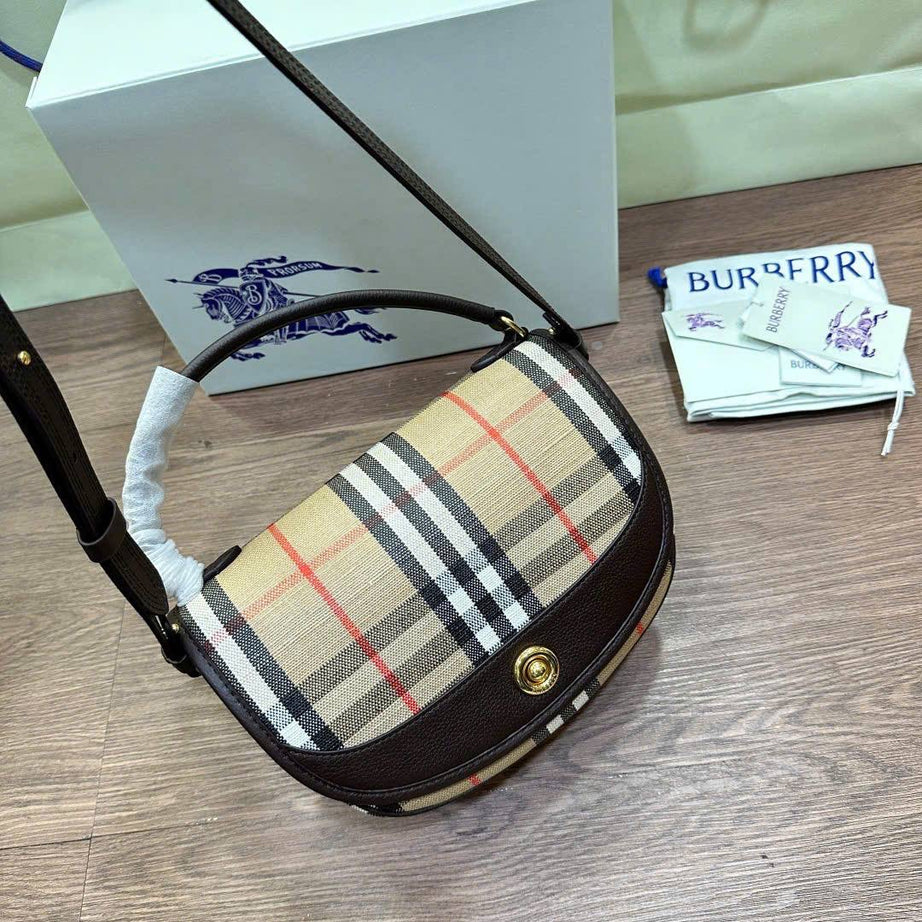 BRRY HIGHLANDS CROSSBODY