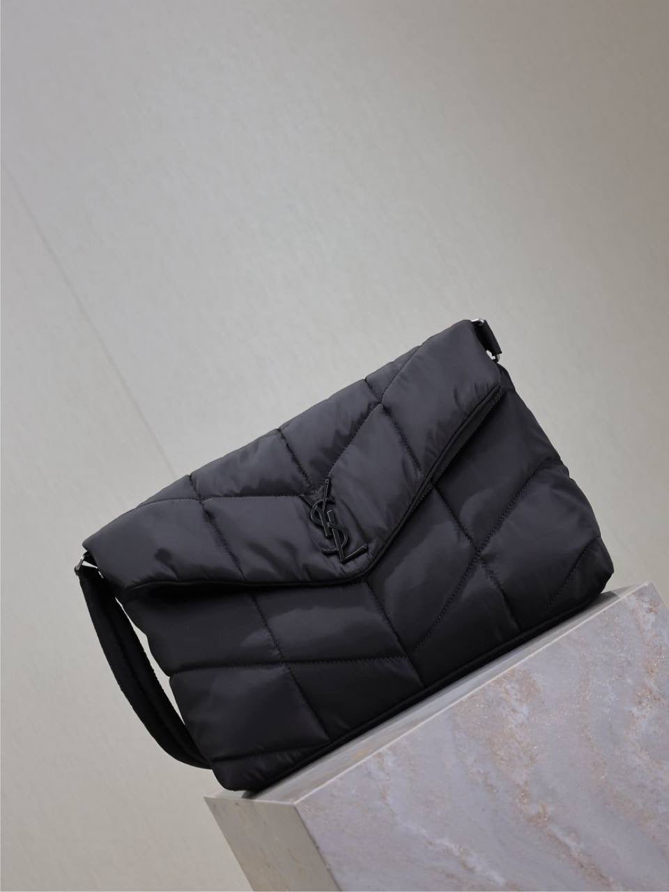 YL PUFFER NEGRO