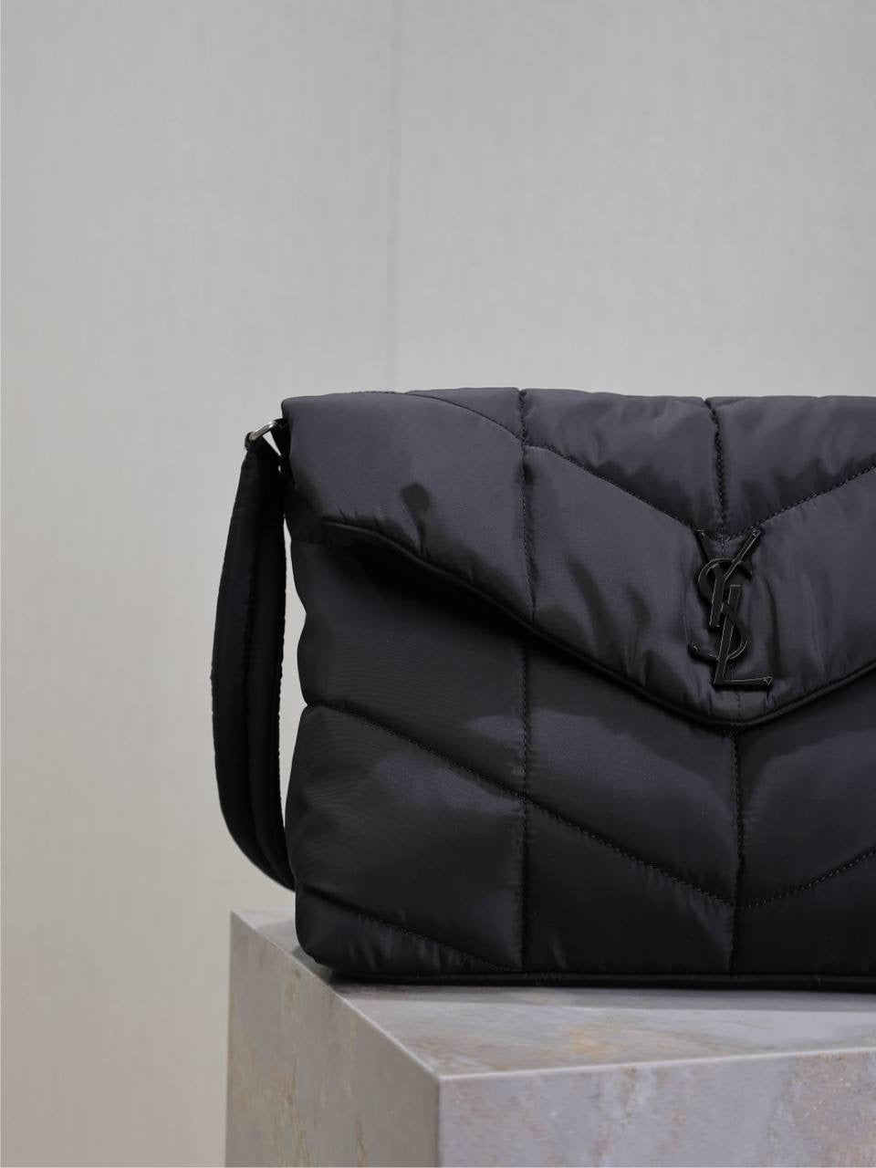 YL PUFFER NEGRO