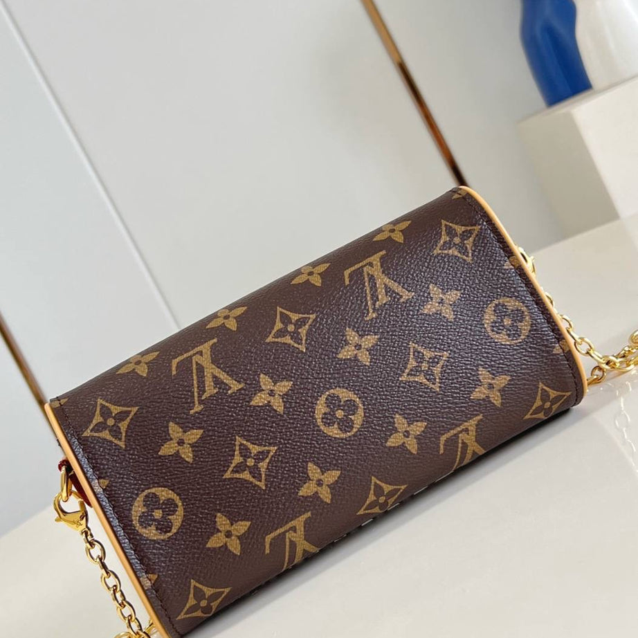 LL POCHETTE CAMILLE