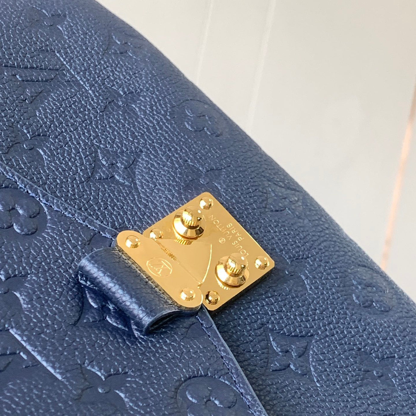 LL METIS POCHETE AZUL