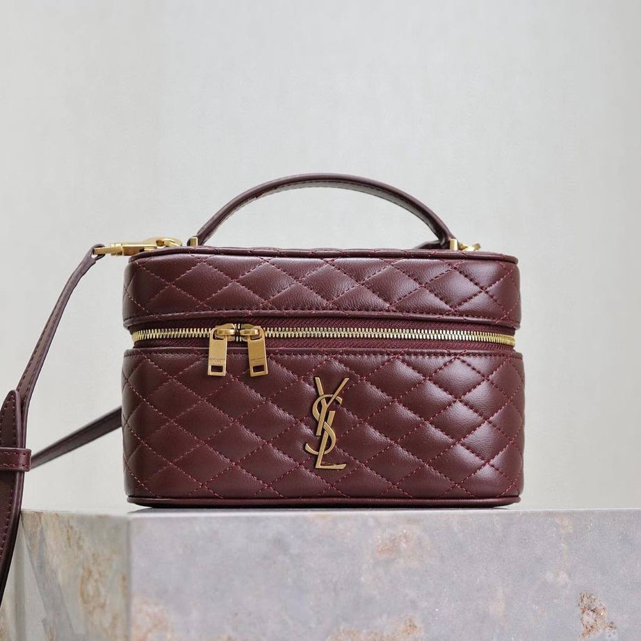 BOLSO GABY VANITY VINO