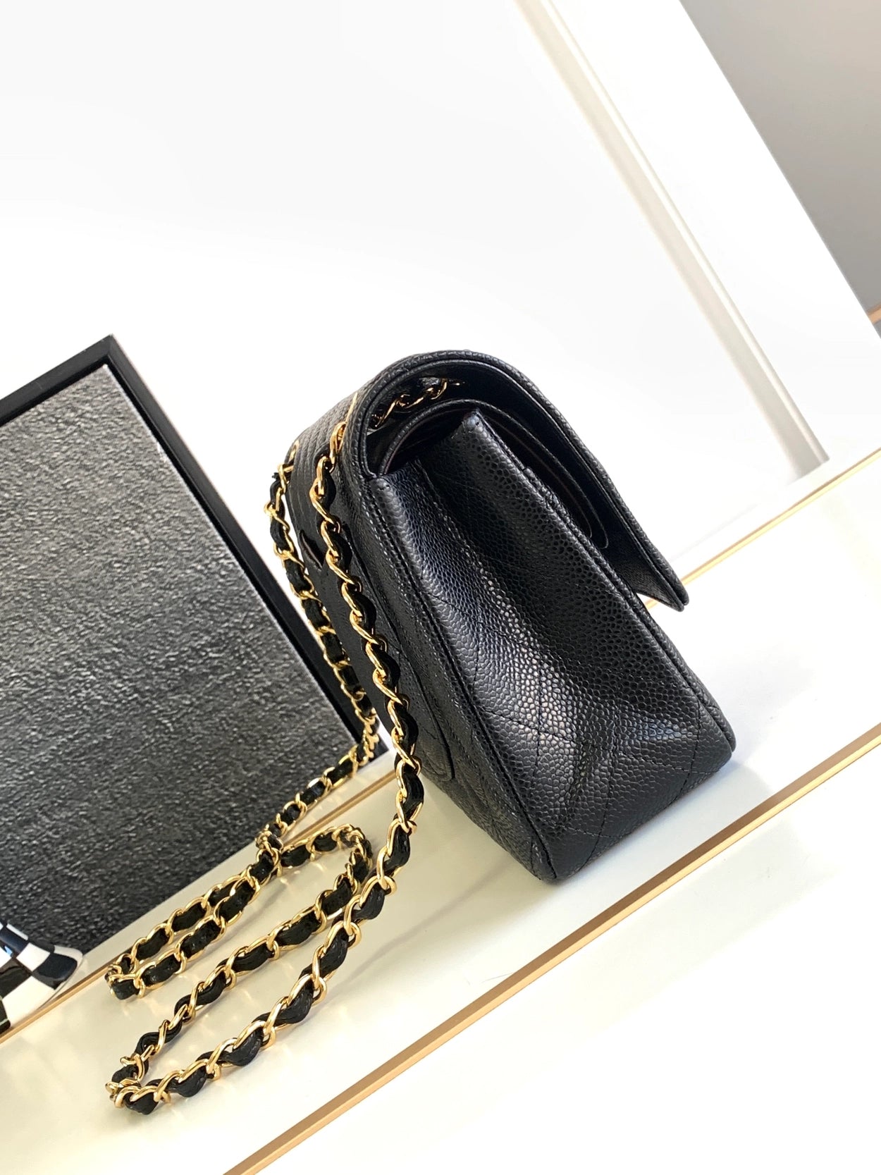 CC CLASSIC FLAP NEGRO