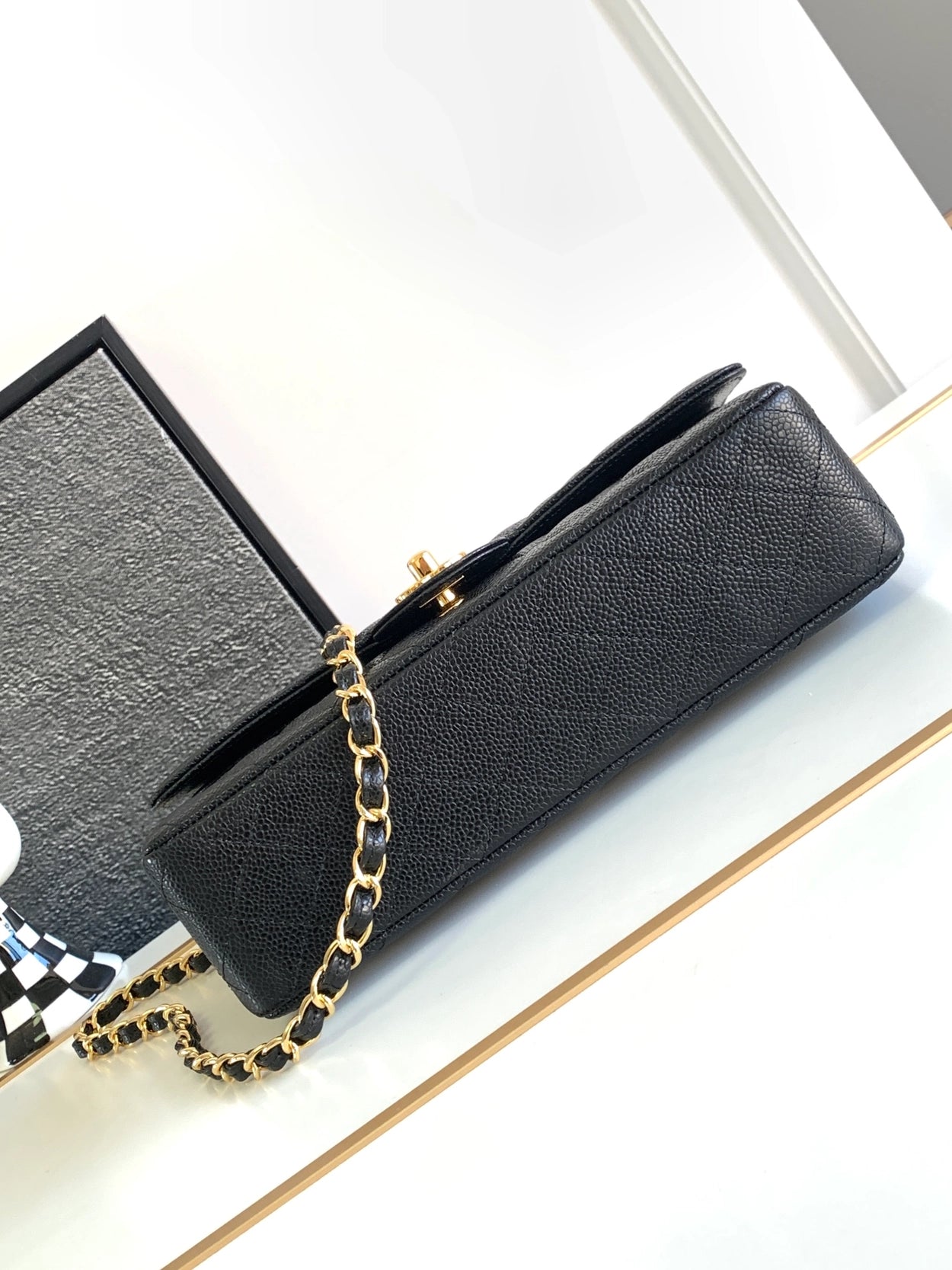 CC CLASSIC FLAP NEGRO