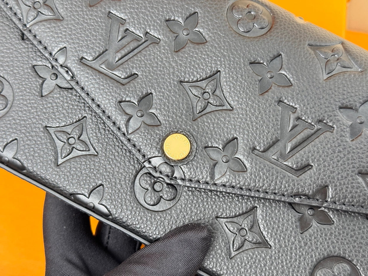 LL POCHETTE FELICE