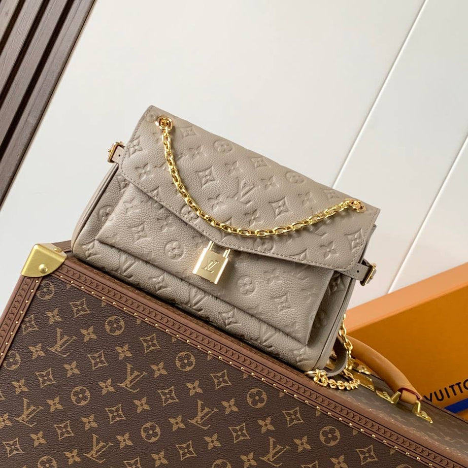BOLSO ANYTIME FLAP BEIGE
