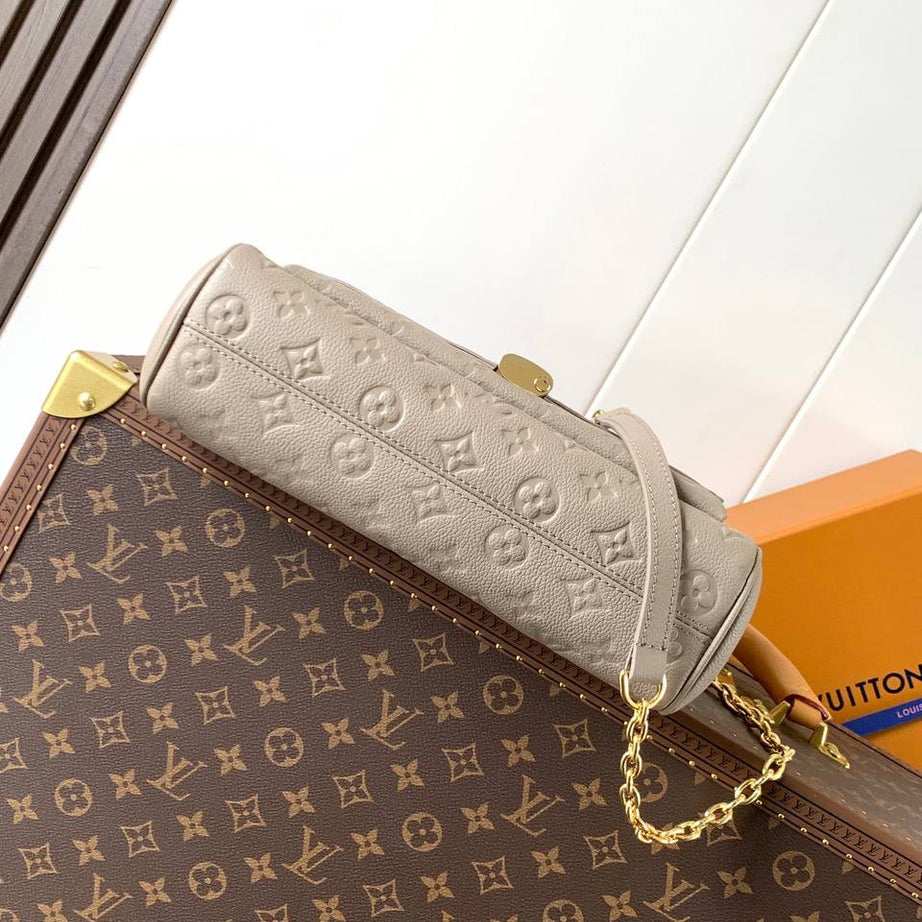 LL ANYTIME FLAP BEIGE