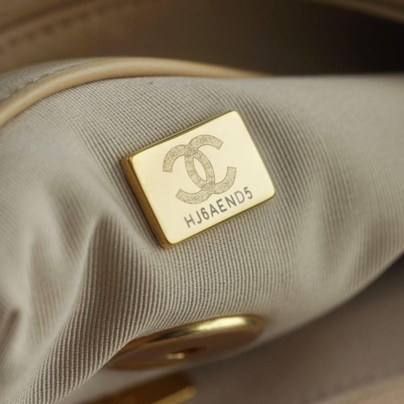 CC 19 BEIGE