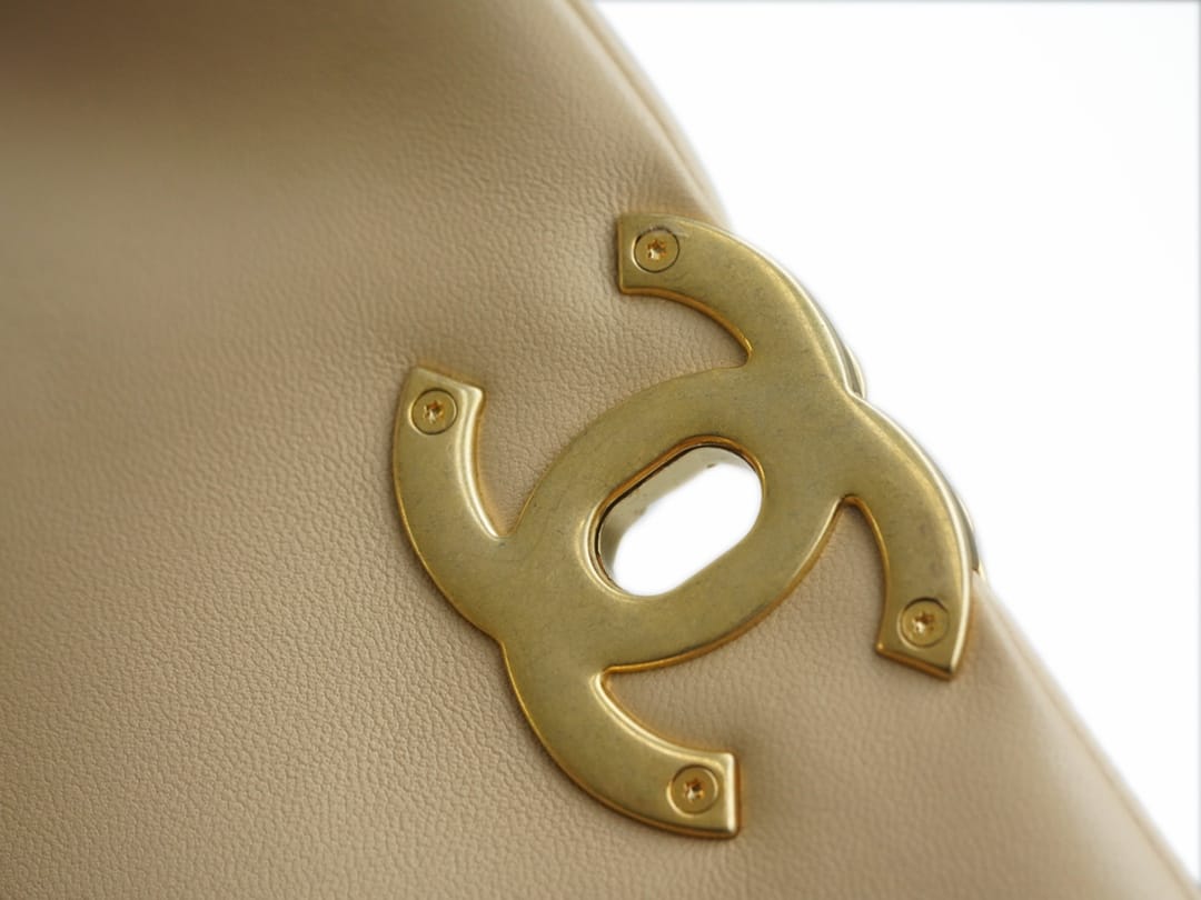 CC 19 BEIGE