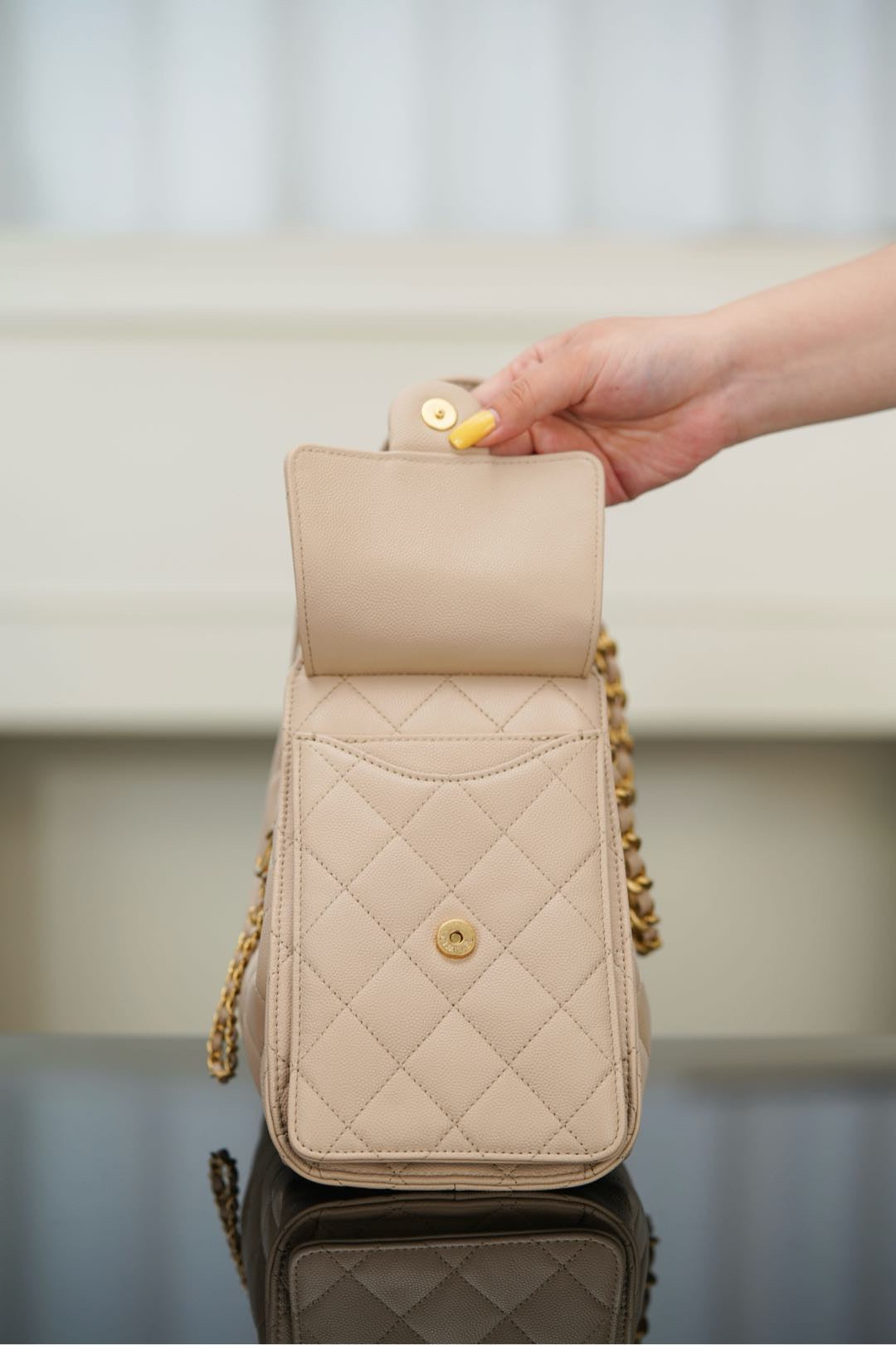 CC 25 MEDIUM | BEIGE