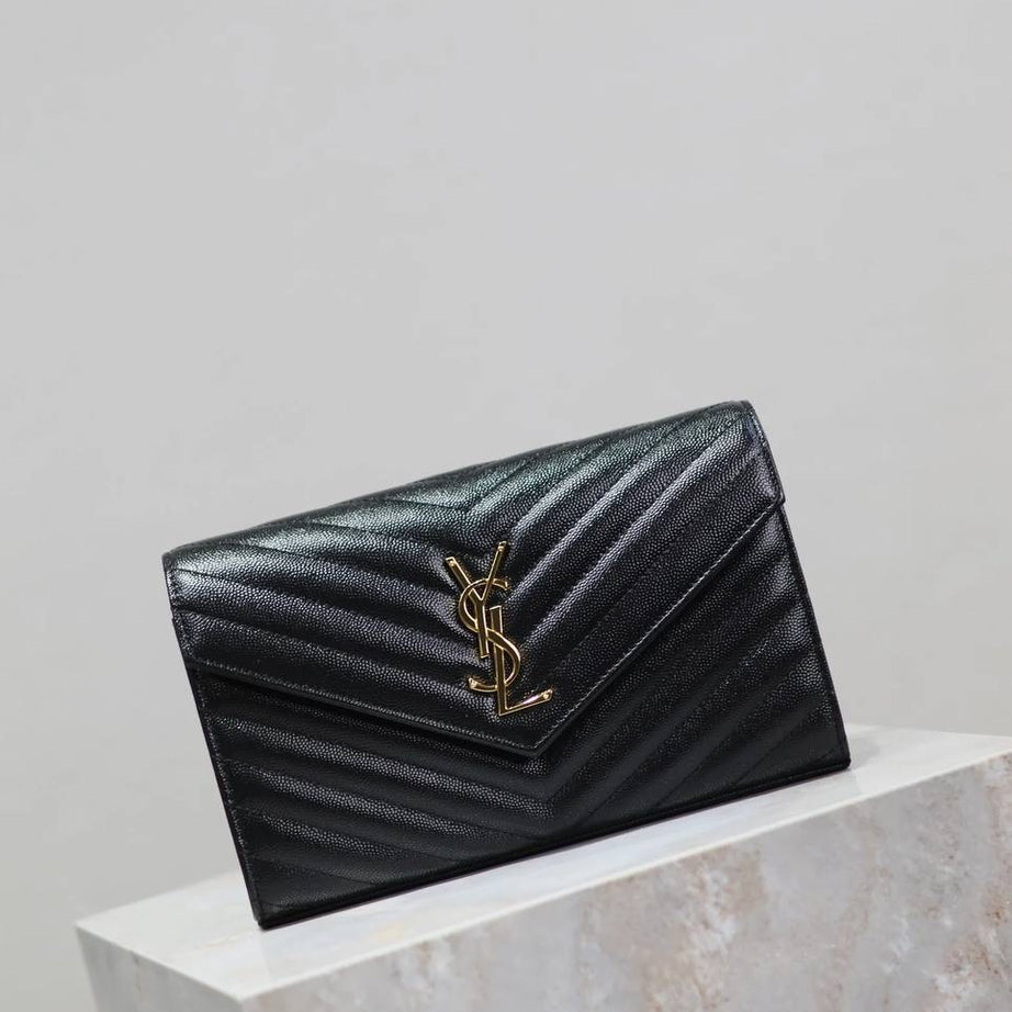 YL WOC NEGRO CON DORADO