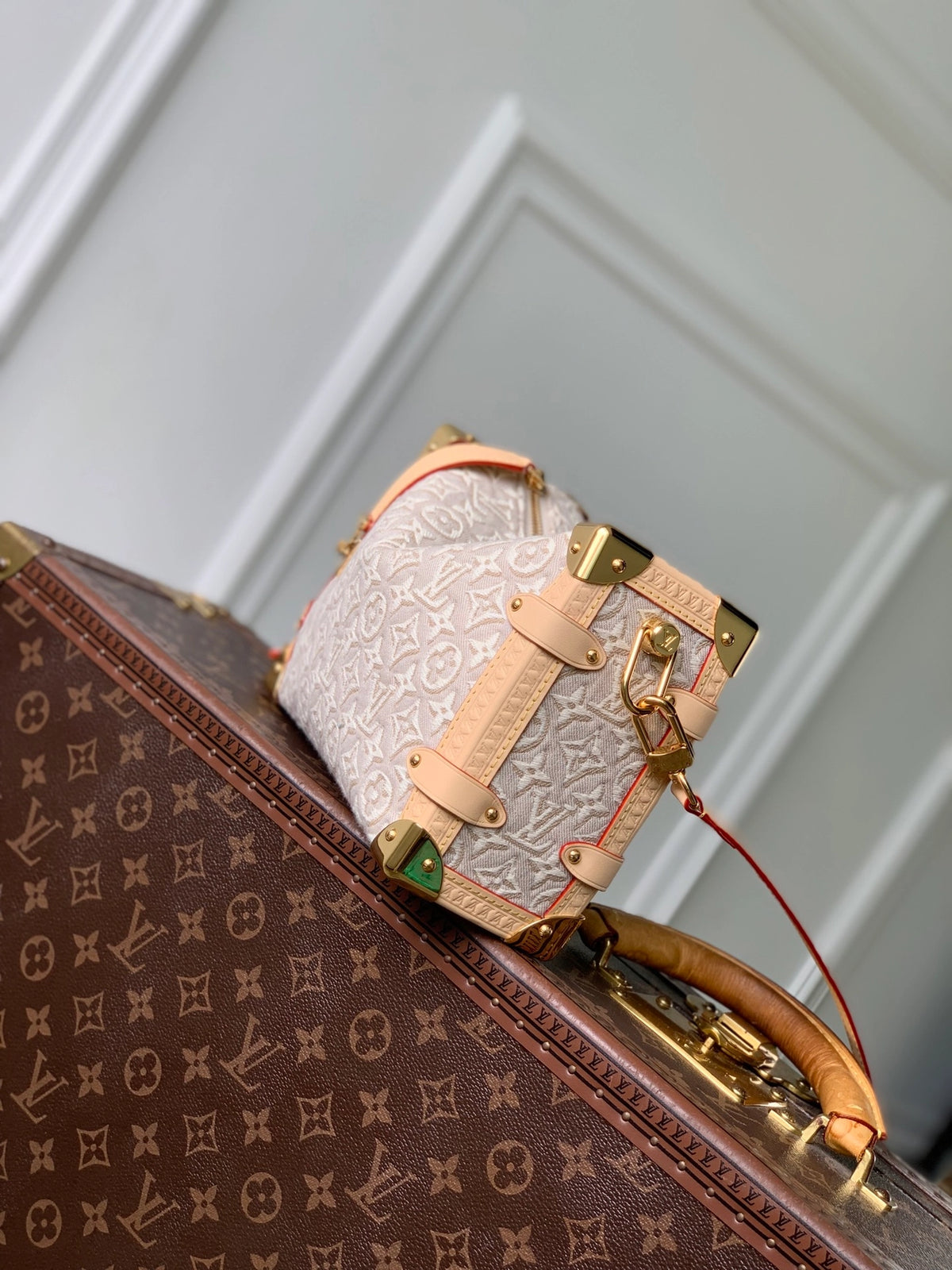 LL SIDE TRUNK