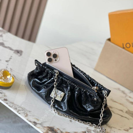 LL POCHETTE SLING PM NEGRO