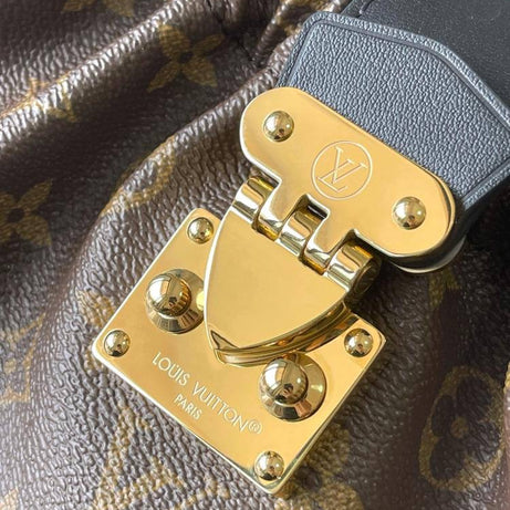 LL POCHETTE SLING PM CAFE