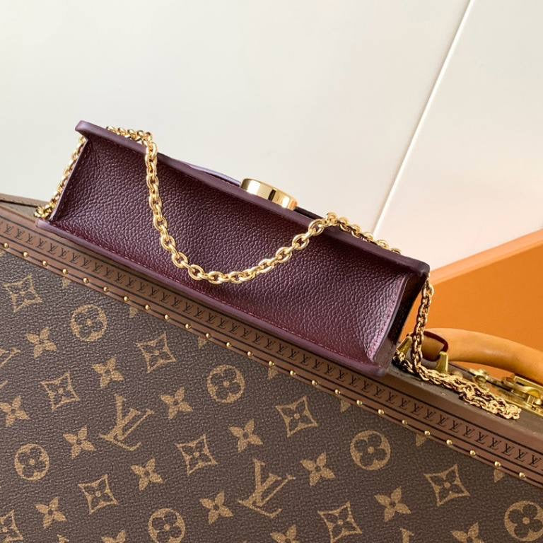 LL ON CHAIN ROSY