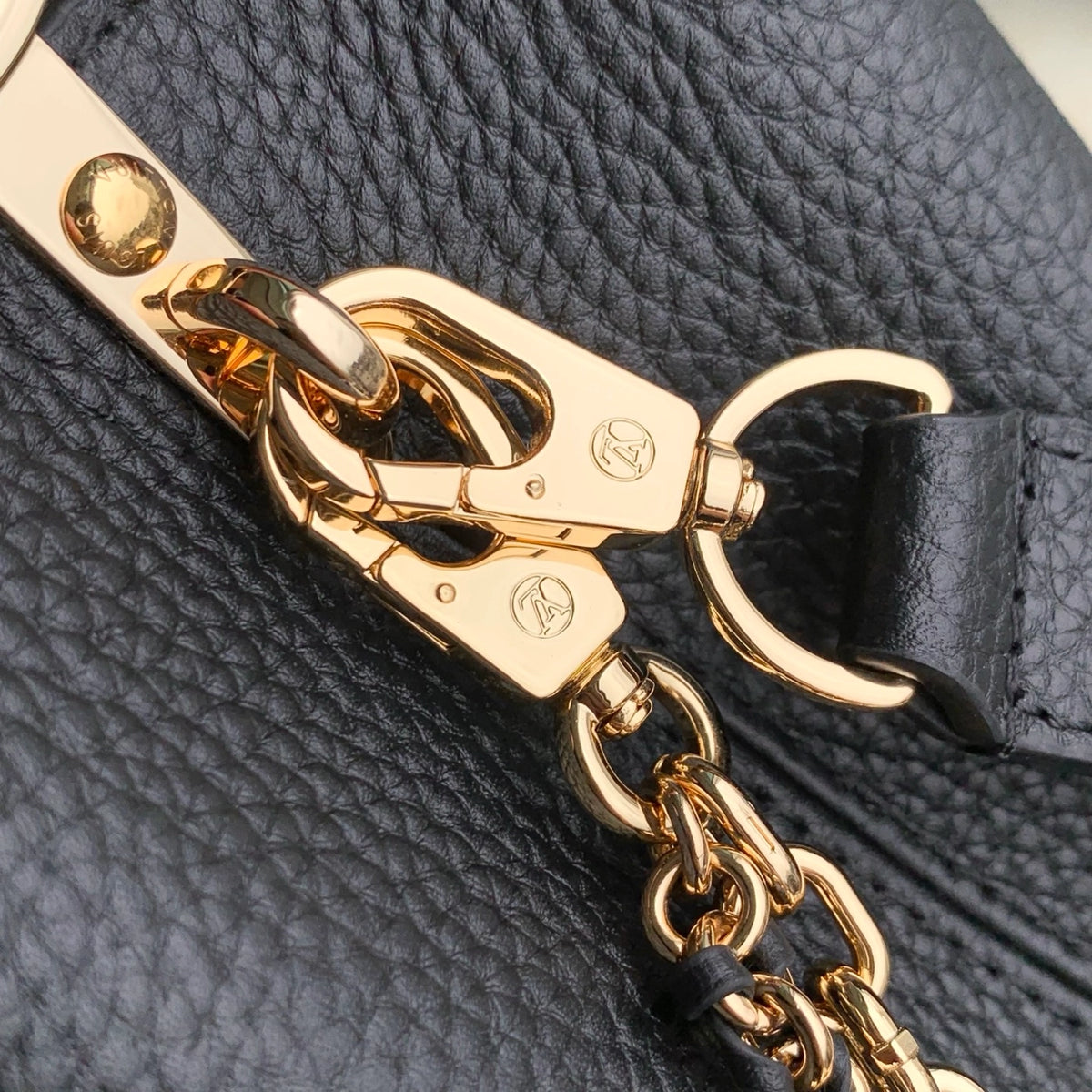 LL CAPUCINESS | NEGRO