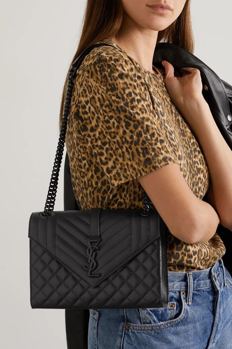 YL ENVELOPE NEGRO TOTAL