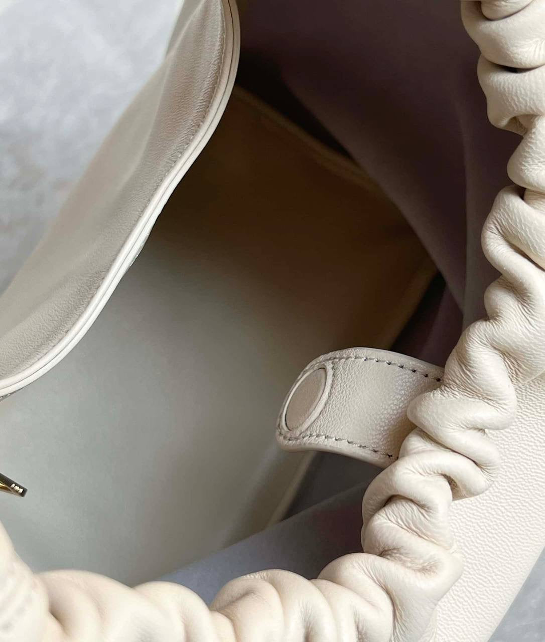 LO SQUEEZE MEDIANO BLANCO