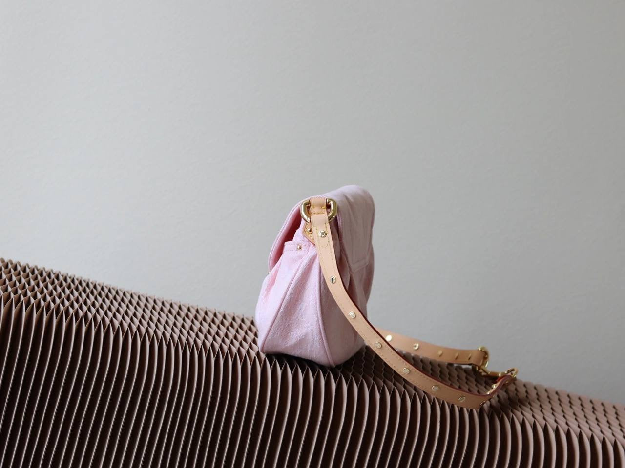 LL SUNSET LONA MONOGRAM