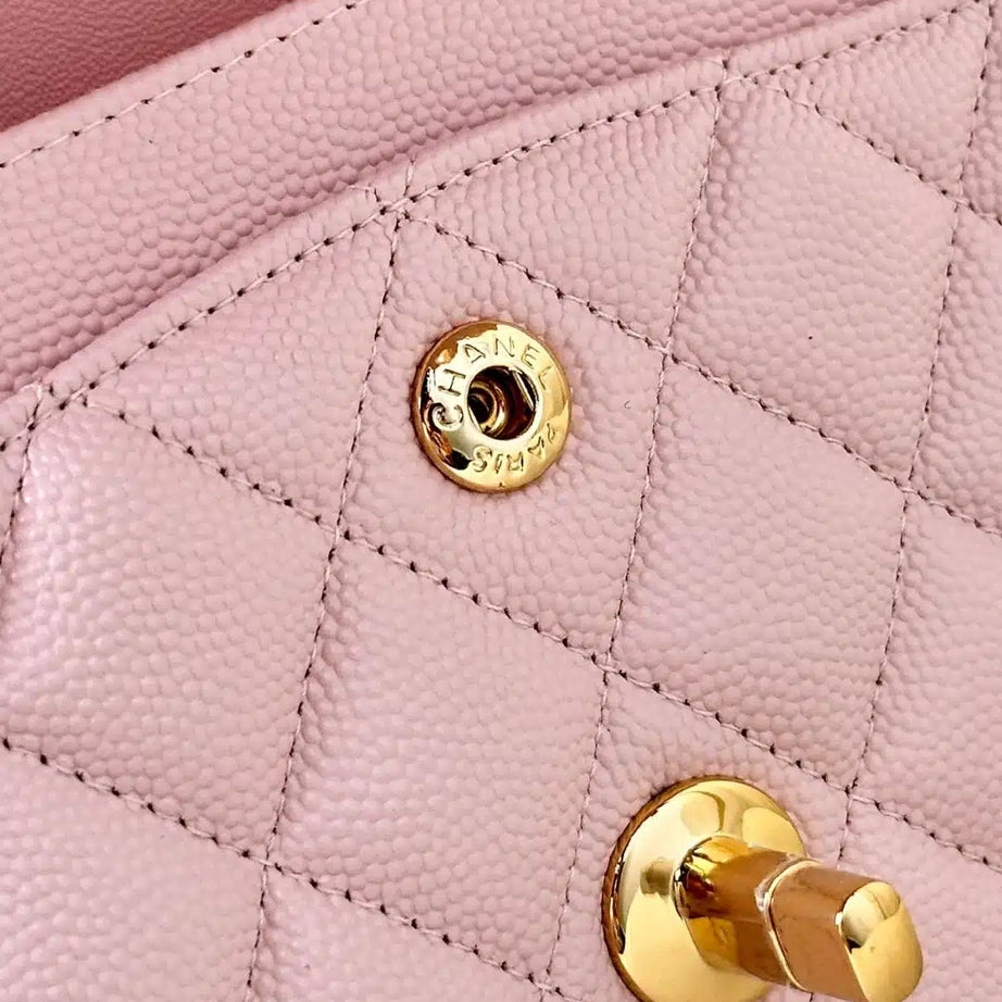 CC CLASSIC 26 FLAP CAVIAR | ROSA HQ