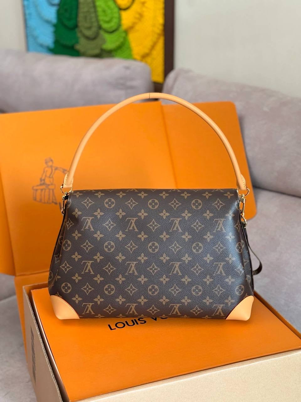 LL HIDE AWAY MM MONOGRAM