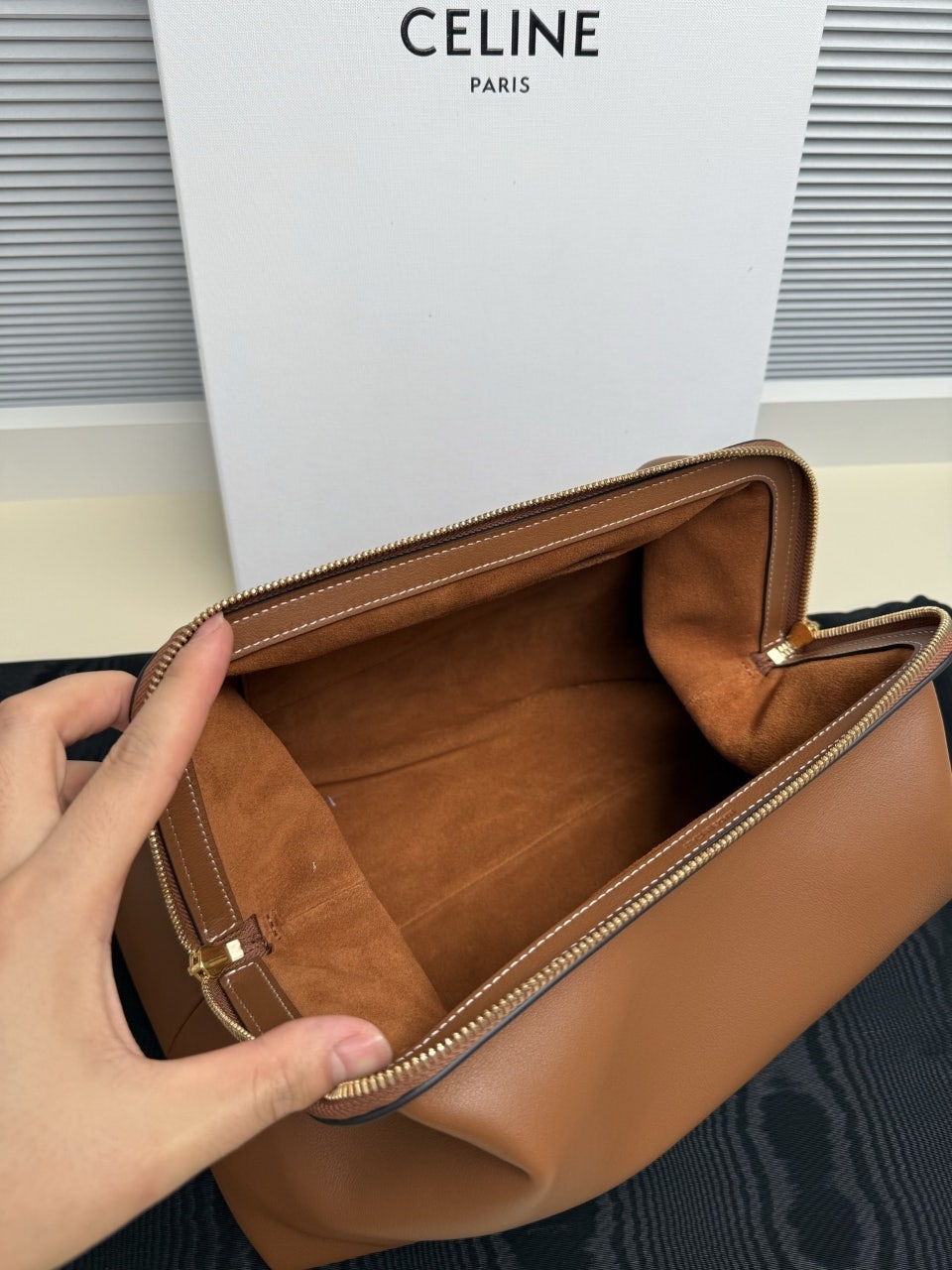 CL DOCTORS POUCH CAFE