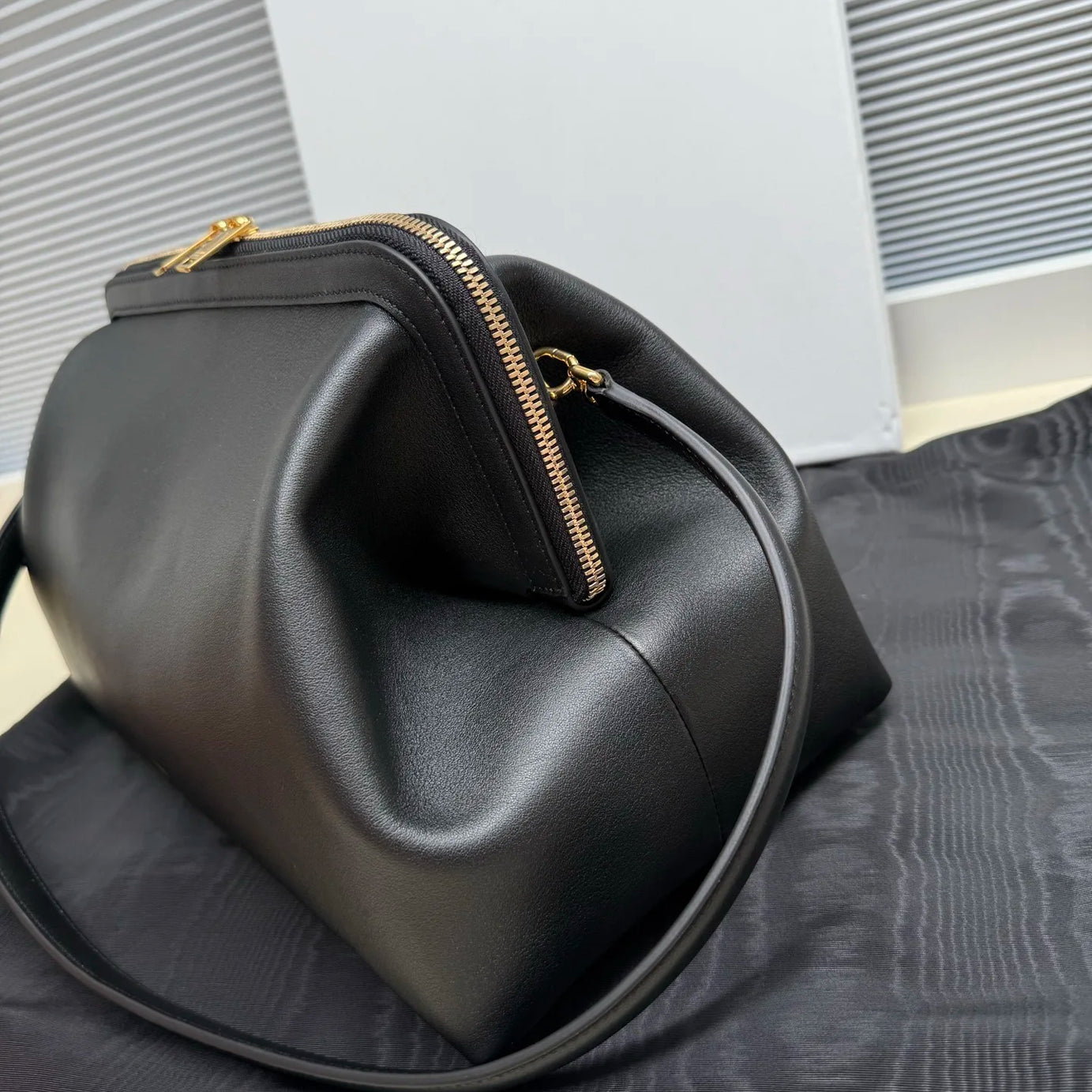 CL DOCTORS POUCH NEGRO