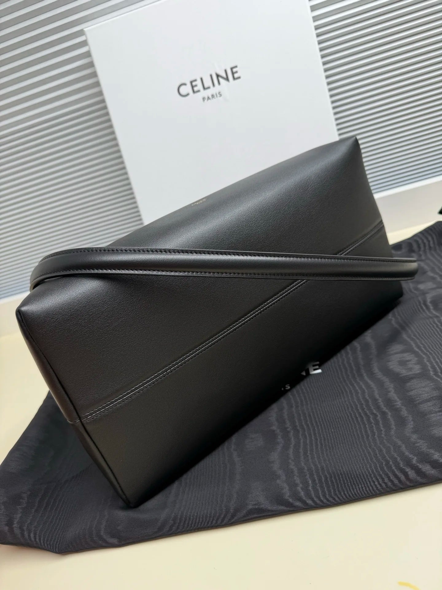 CL DOCTORS POUCH NEGRO