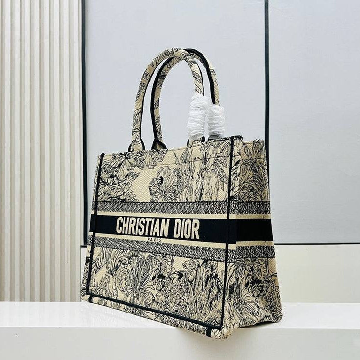 DR BOOK TOTE