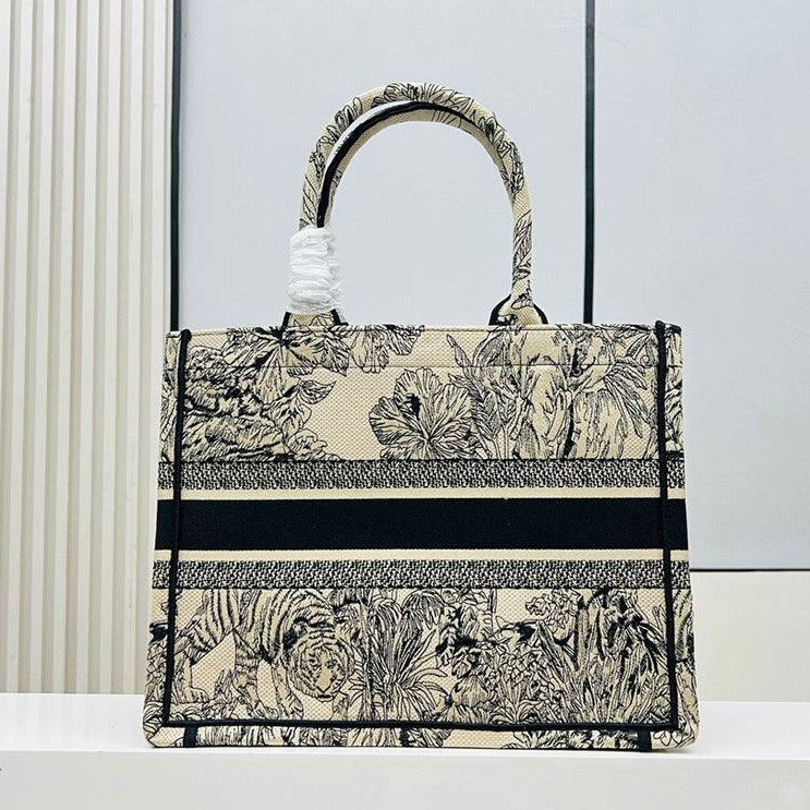 DR BOOK TOTE