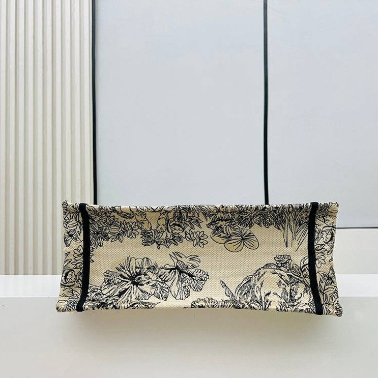 DR BOOK TOTE