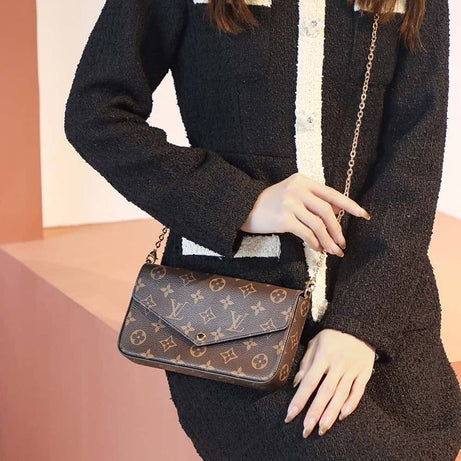 LL POCHETTE FELICE