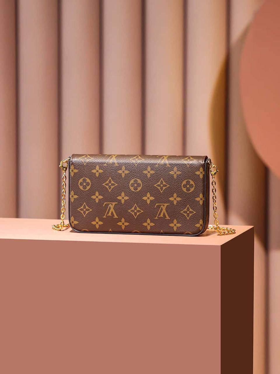 LL POCHETTE FELICE
