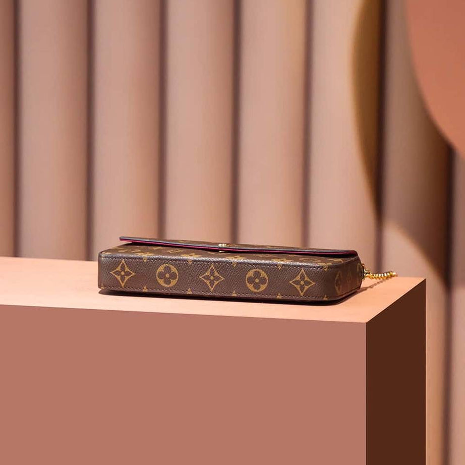 LL POCHETTE FELICE