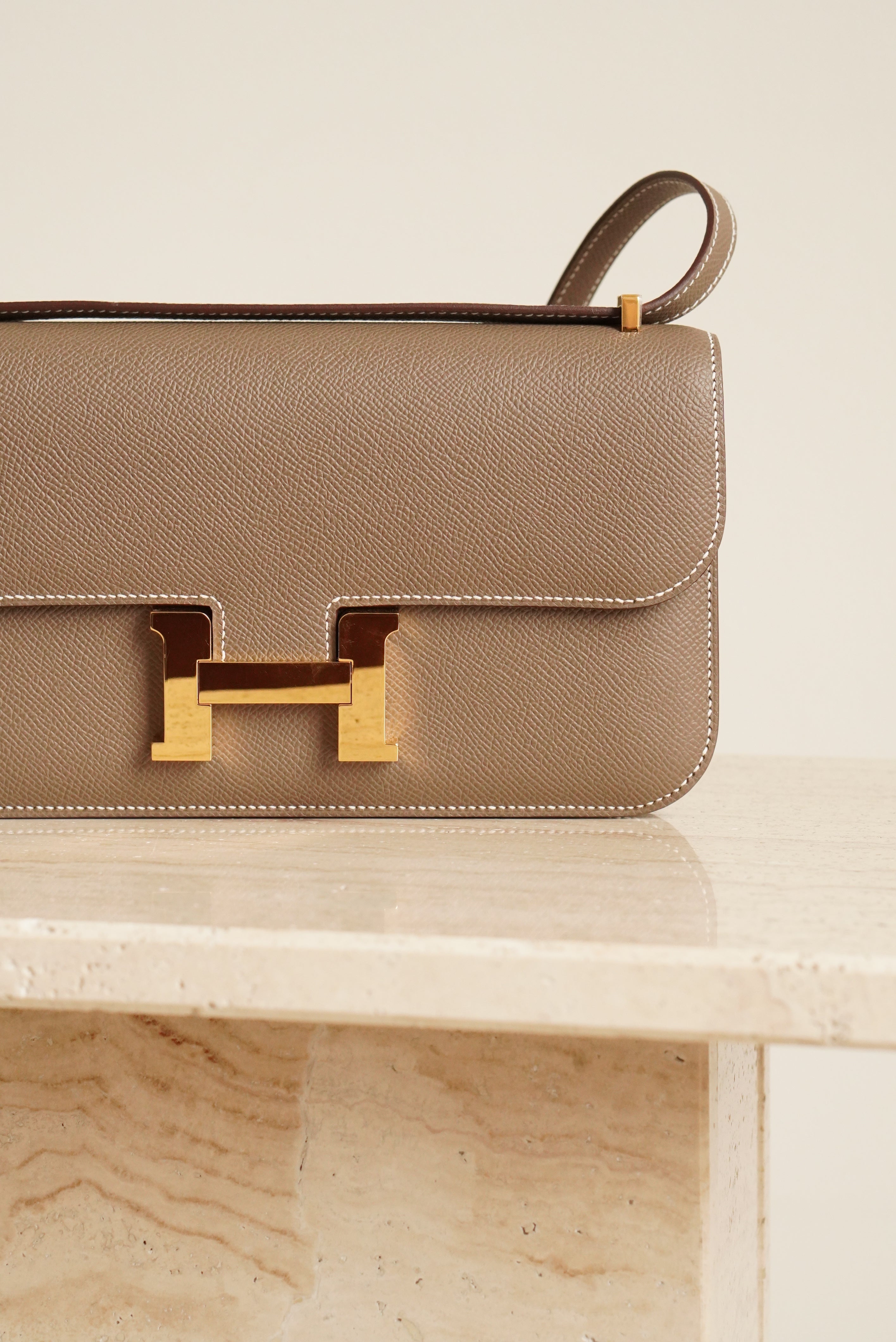 H CONSTANCE TO GO WALLET