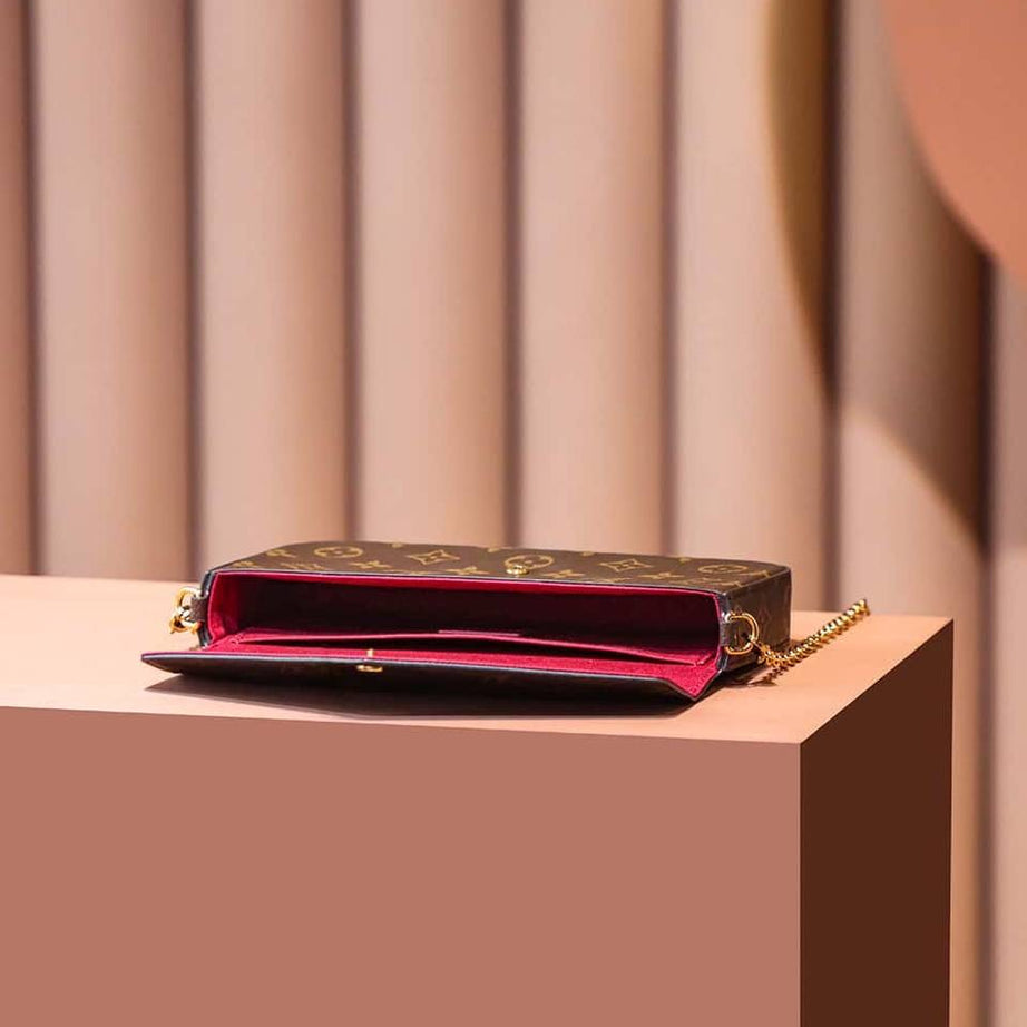 LL POCHETTE FELICE