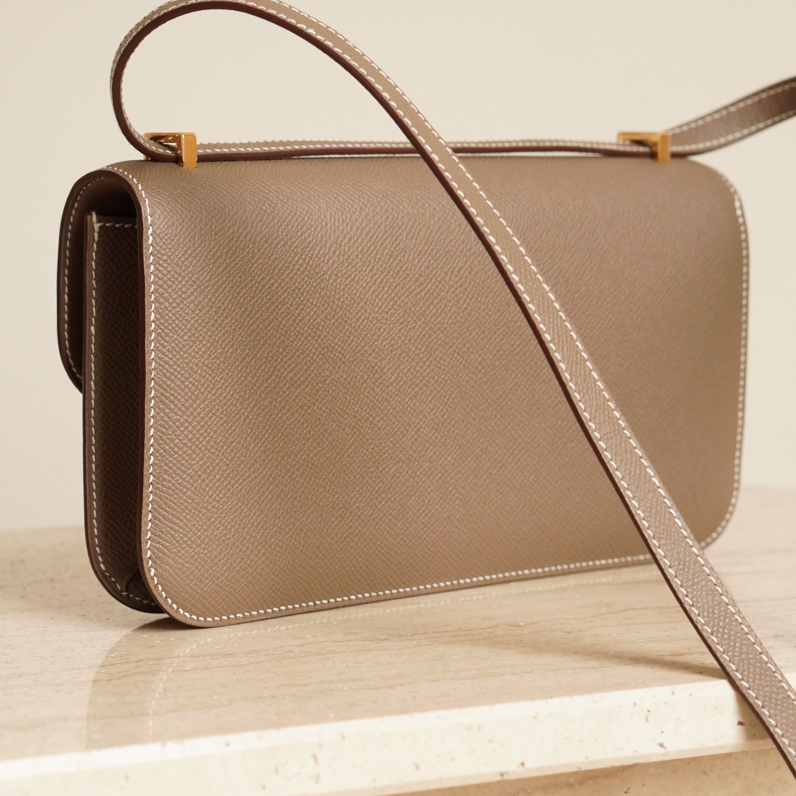 H CONSTANCE TO GO WALLET