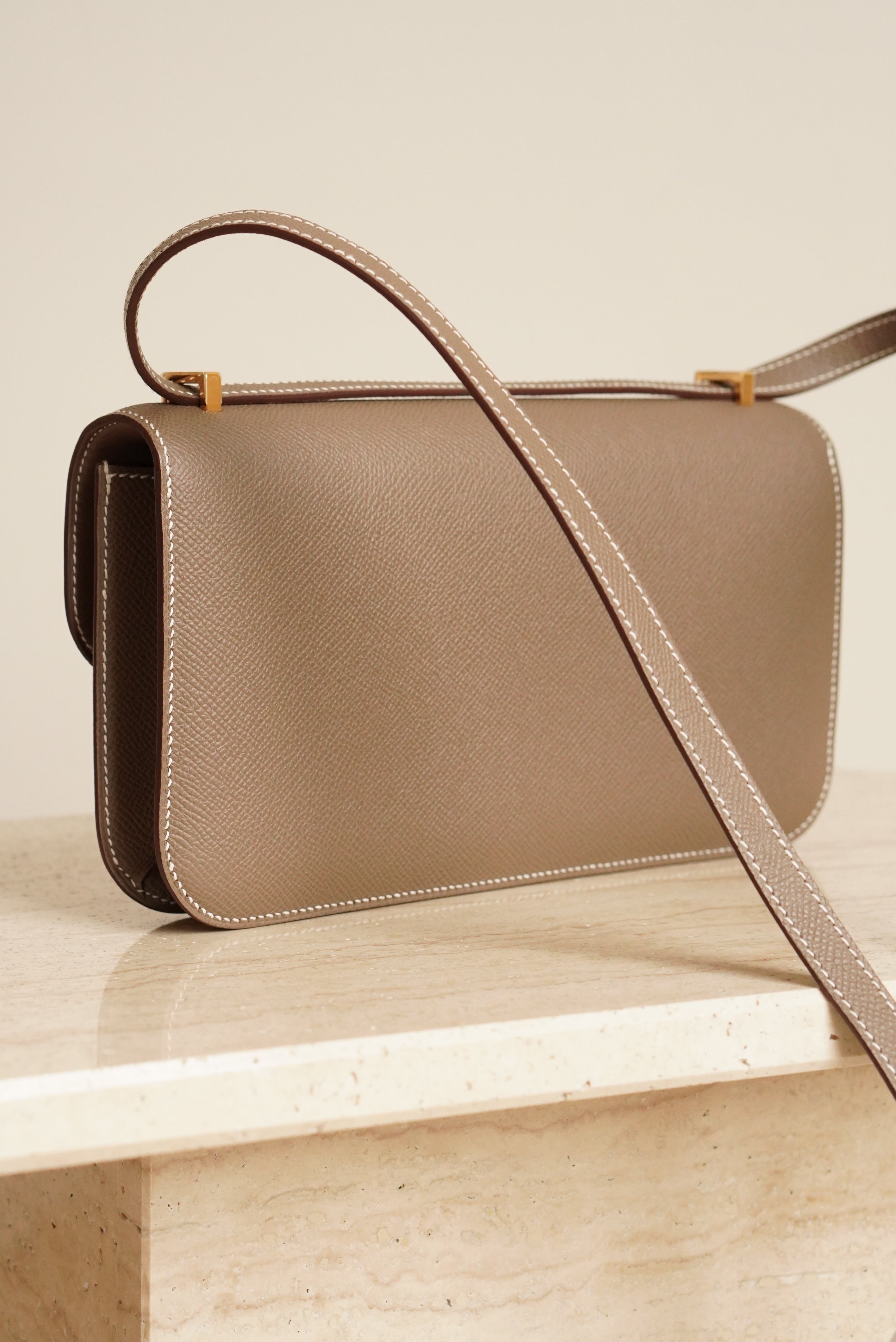 H CONSTANCE TO GO WALLET