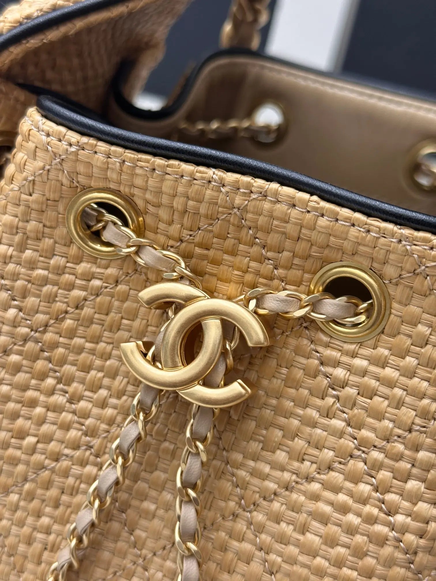 CC 25 HOBO BEIGE